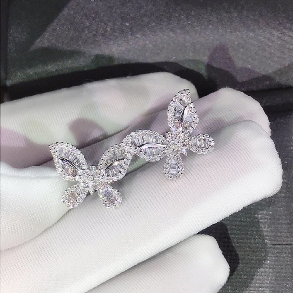 18K White Gold Diamond Butterfly Stud Earrings D